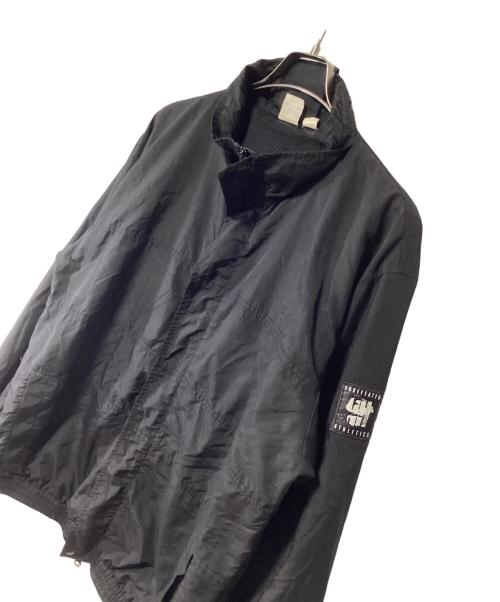 UNDEFEATED（アンディフィーテッド）UNDEFEATED (アンディフィーテッド) ナイロンジャケット ブラック サイズ:LARGEの古着・服飾アイテム