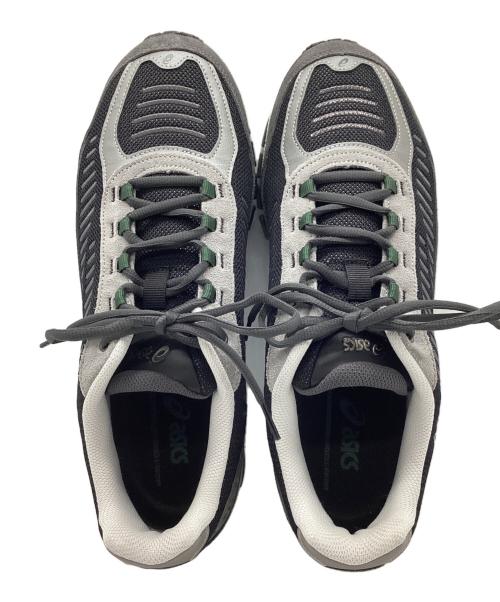 asics（アシックス）asics (アシックス) ローカットスニーカー グレー×ブラック サイズ:28.5の古着・服飾アイテム