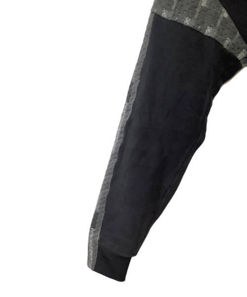 EMPORIO ARMANI（エンポリオ アルマーニ）EMPORIO ARMANI (エンポリオ アルマーニ) ジップパーカー ブラック サイズ:Freeの古着・服飾アイテム
