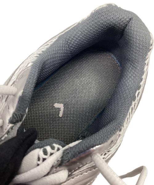 NIKE（ナイキ）NIKE (ナイキ) Air Max Moto 2K グレー×シルバー サイズ:27.5の古着・服飾アイテム
