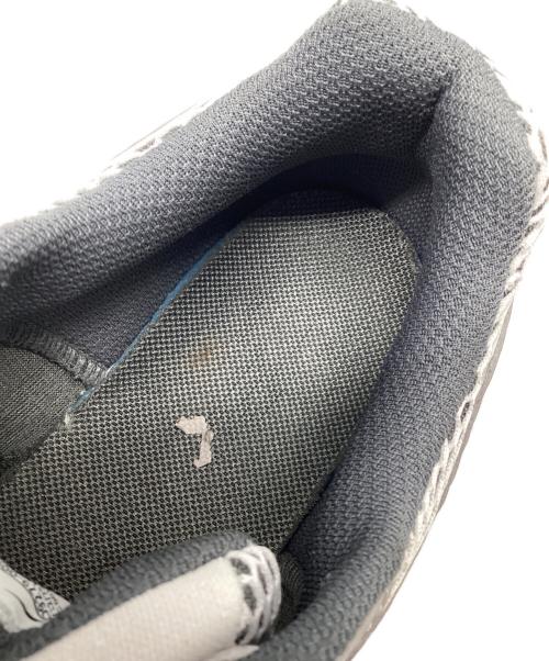 NIKE（ナイキ）NIKE (ナイキ) Air Max Moto 2K グレー×シルバー サイズ:27.5の古着・服飾アイテム