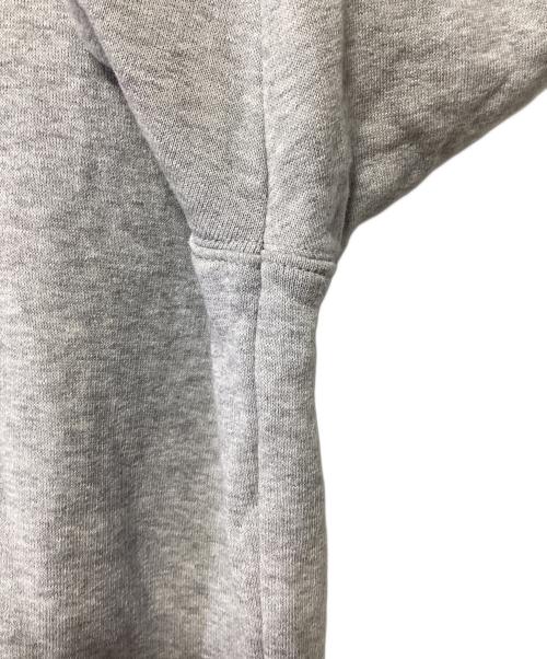 BURBERRY（バーバリー）BURBERRY (バーバリー) スウェット グレー サイズ:Mの古着・服飾アイテム