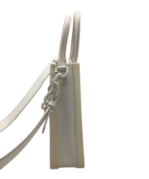 CHARLES & KEITH（チャールズアンドキース）CHARLES & KEITH (チャールズアンドキース) トートバッグ オフホワイトの古着・服飾アイテム