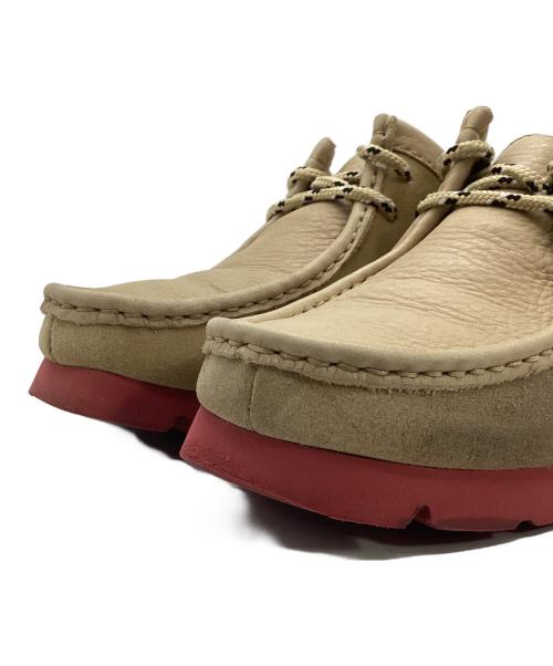 CLARKS（クラークス）CLARKS (クラークス) Wallabee GTX ベージュ サイズ:255の古着・服飾アイテム