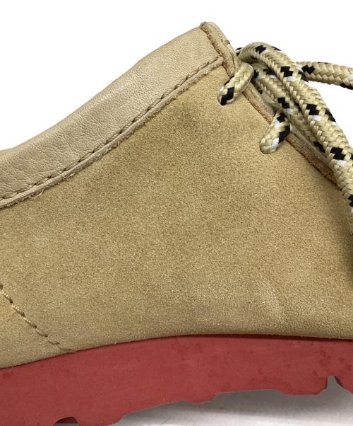 CLARKS（クラークス）CLARKS (クラークス) Wallabee GTX ベージュ サイズ:255の古着・服飾アイテム