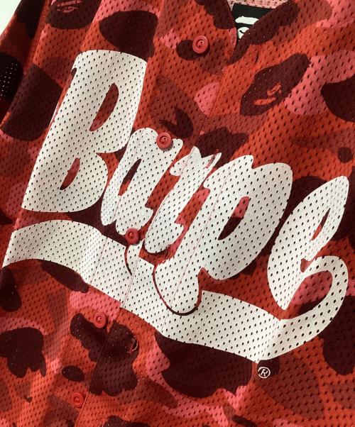 A BATHING APE（アベイシングエイプ）A BATHING APE (アベイシングエイプ) #88ゲームシャツ レッド サイズ:Mの古着・服飾アイテム