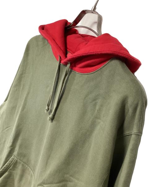 SUPREME（シュプリーム）SUPREME (シュプリーム) プルオーバーパーカー カーキ×レッド サイズ:Mediumの古着・服飾アイテム