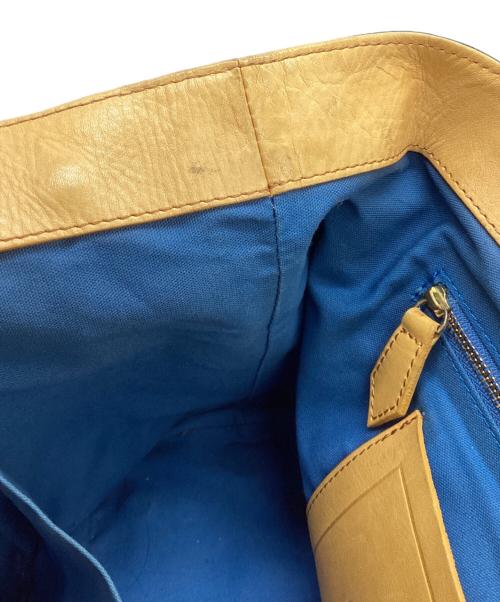 Vivienne Westwood（ヴィヴィアンウエストウッド）Vivienne Westwood (ヴィヴィアンウエストウッド) ハンドバッグ レッド×イエローの古着・服飾アイテム