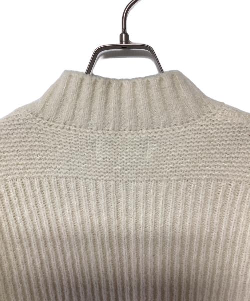 STONE ISLAND（ストーンアイランド）STONE ISLAND (ストーンアイランド) 厚手ニット アイボリー サイズ:Sの古着・服飾アイテム