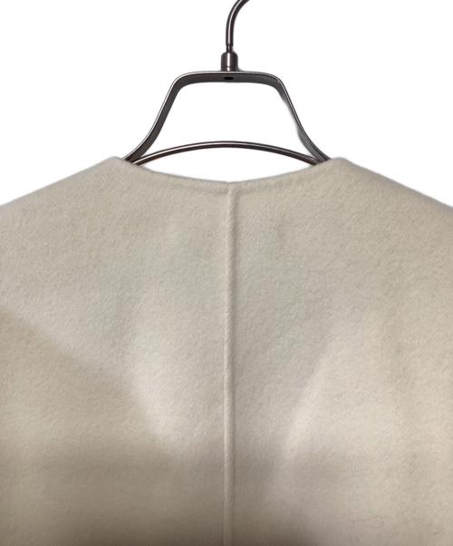 LOHEN（ローヘン）LOHEN (ローヘン) バックフォルムリバーZIPブルゾンコート アイボリー サイズ:38の古着・服飾アイテム