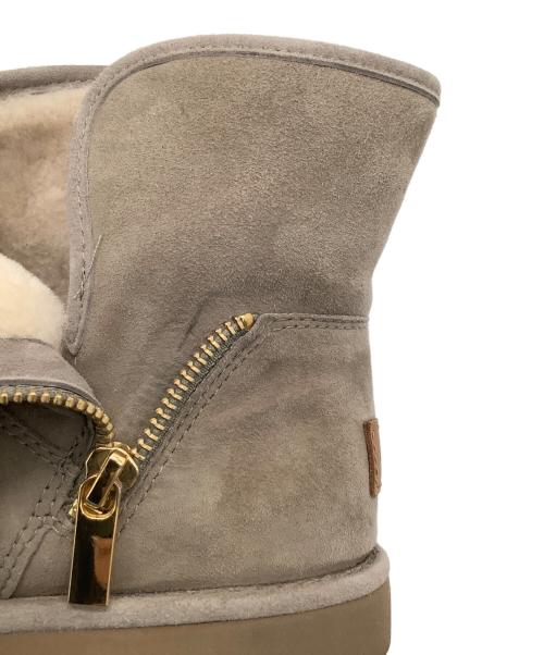 UGG（アグ）UGG (アグ) ムートンブーツ ベージュ サイズ:24の古着・服飾アイテム