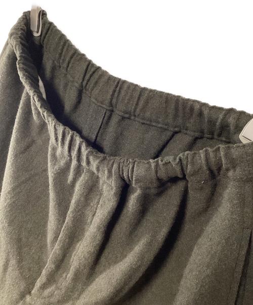 BLACK COMME des GARCONS（ブラックコムデギャルソン）BLACK COMME des GARCONS (ブラックコムデギャルソン) サルエルパンツ オリーブ サイズ:Mの古着・服飾アイテム