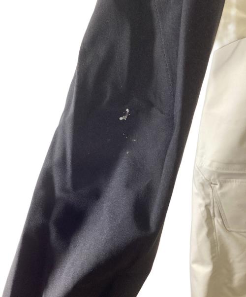 THE NORTH FACE（ザ ノース フェイス）THE NORTH FACE (ザ ノース フェイス) ヒューチャーライトRTGジャケット ホワイト×ブラック サイズ:Mの古着・服飾アイテム