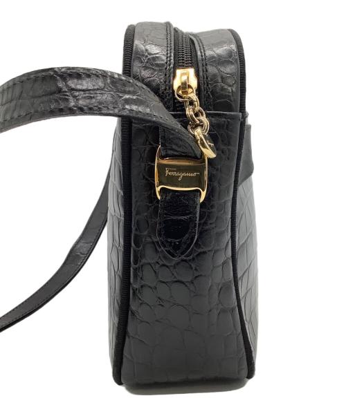 Salvatore Ferragamo（サルヴァトーレ フェラガモ）Salvatore Ferragamo (サルヴァトーレ フェラガモ) ショルダーバッグ ブラックの古着・服飾アイテム