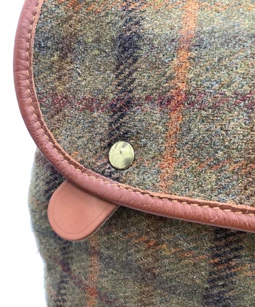 brady（ブレディ）brady (ブレディ) Harris Tweed (ハリスツイード) ショルダーバッグ カーキ×ベージュの古着・服飾アイテム