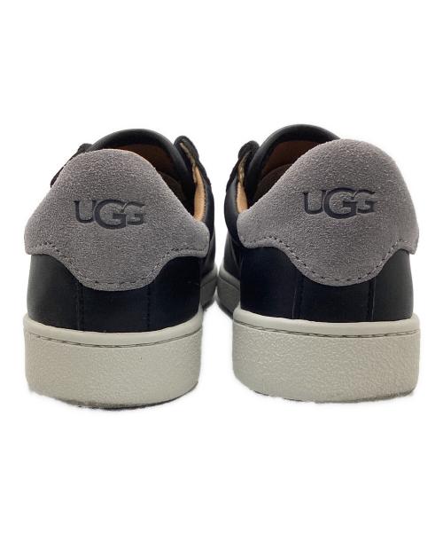 UGG（アグ）UGG (アグ) ローカットスニーカー ブラック×グレー×ホワイト サイズ:24の古着・服飾アイテム