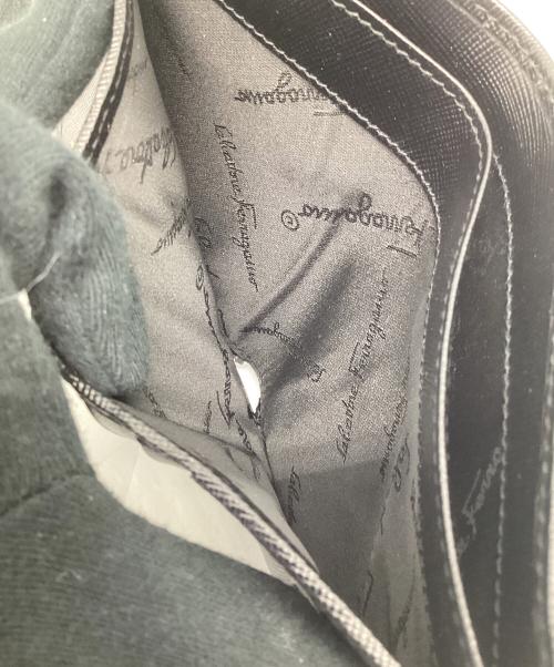 Salvatore Ferragamo（サルヴァトーレ フェラガモ）Salvatore Ferragamo (サルヴァトーレ フェラガモ) 2つ折り財布 ブラックの古着・服飾アイテム
