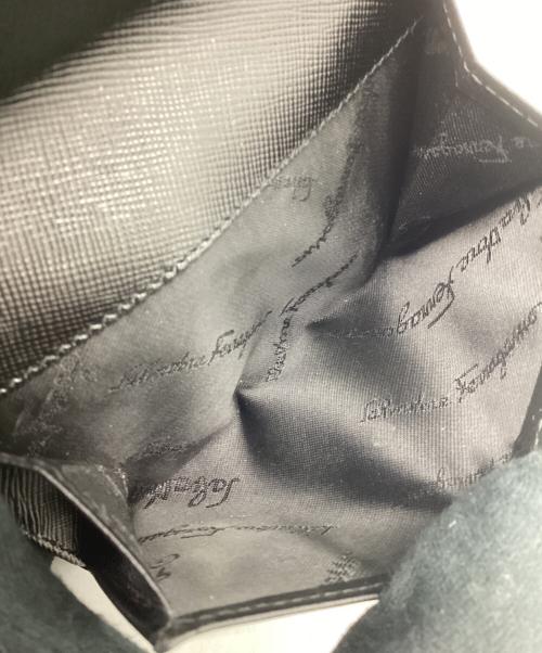 Salvatore Ferragamo（サルヴァトーレ フェラガモ）Salvatore Ferragamo (サルヴァトーレ フェラガモ) 2つ折り財布 ブラックの古着・服飾アイテム