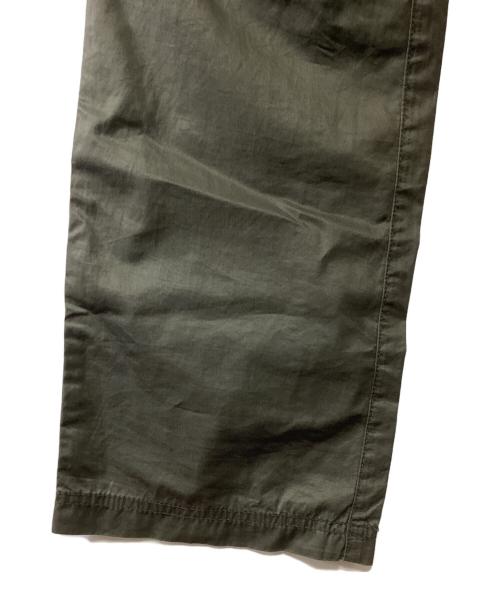 BURBERRY BLACK LABEL（バーバリーブラックレーベル）BURBERRY BLACK LABEL (バーバリーブラックレーベル) パンツ オリーブ サイズ:76の古着・服飾アイテム
