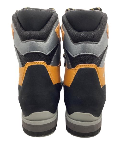 mont-bell（モンベル）mont-bell (モンベル) トレッキングシューズ オレンジ×ブラック×グレー サイズ:25.5の古着・服飾アイテム