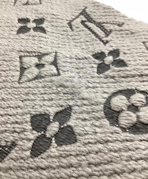 LOUIS VUITTON（ルイ ヴィトン）LOUIS VUITTON (ルイ ヴィトン) マフラー グレーの古着・服飾アイテム