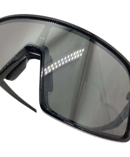 OAKLEY（オークリー）OAKLEY (オークリー) サングラス ブラックの古着・服飾アイテム