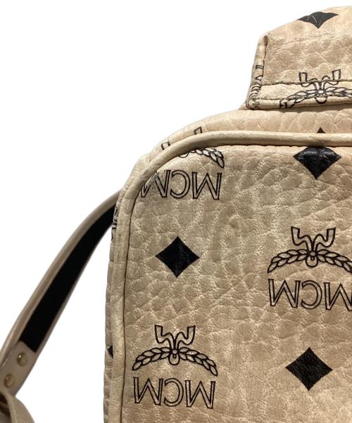 MCM（エムシーエム）MCM (エムシーエム) リュック ベージュの古着・服飾アイテム