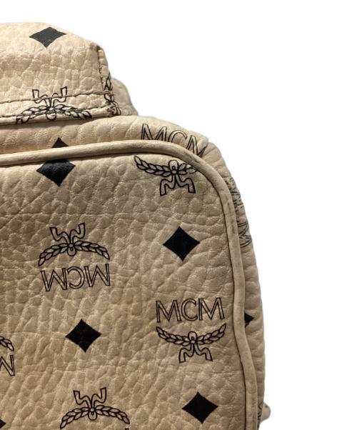 MCM（エムシーエム）MCM (エムシーエム) リュック ベージュの古着・服飾アイテム