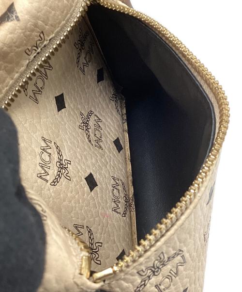 MCM（エムシーエム）MCM (エムシーエム) リュック ベージュの古着・服飾アイテム