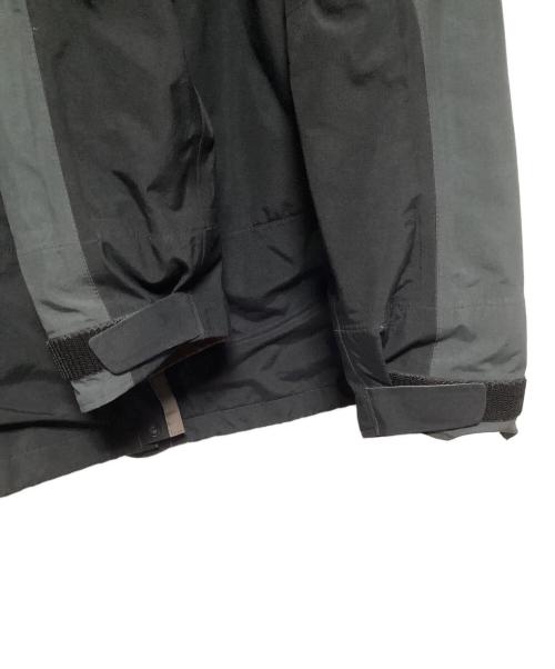 DAIWA（ダイワ）DAIWA (ダイワ) ゴアテックス プロダクト ウィンタースーツ ブラック×レッド サイズ:2XLの古着・服飾アイテム