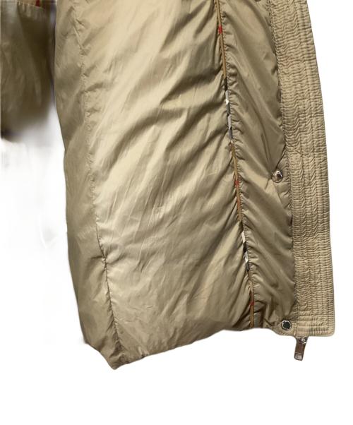 BURBERRY（バーバリー）BURBERRY (バーバリー) ダウンコート ベージュ サイズ:Sの古着・服飾アイテム