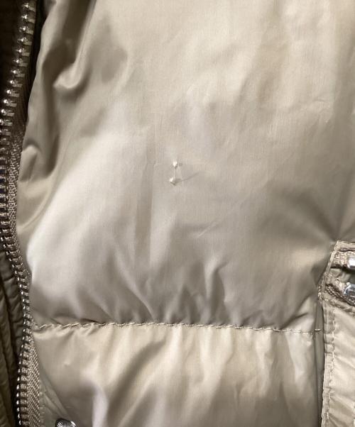 BURBERRY（バーバリー）BURBERRY (バーバリー) ダウンコート ベージュ サイズ:Sの古着・服飾アイテム