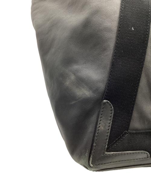 BALENCIAGA（バレンシアガ）BALENCIAGA (バレンシアガ) レザーバッグ ブラックの古着・服飾アイテム