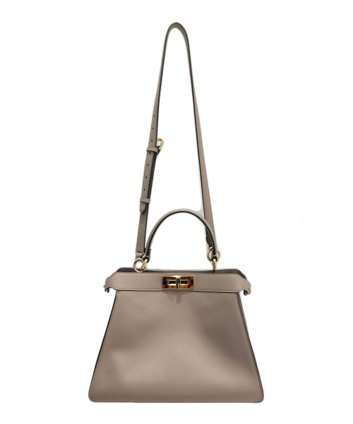 FENDI（フェンディ）FENDI (フェンディ) ピーカブーアイシーユー グレージュ サイズ:ミディアム 8BN321AF2JF0E65 カーフレザーの古着・服飾アイテム