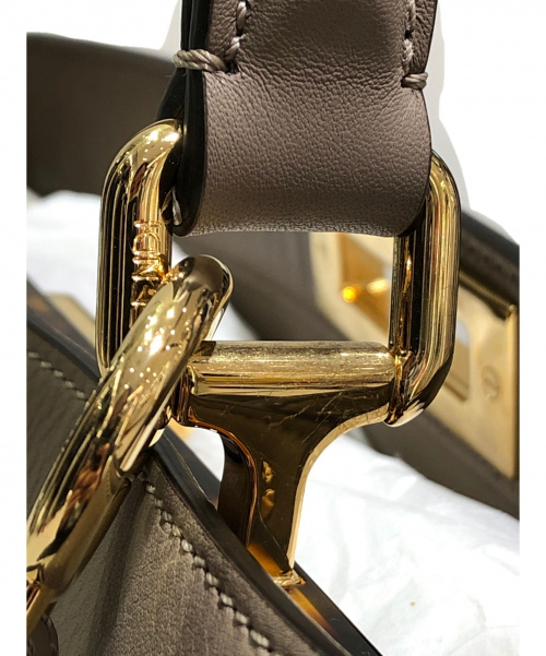 FENDI（フェンディ）FENDI (フェンディ) ピーカブーアイシーユー グレージュ サイズ:ミディアム 8BN321AF2JF0E65 カーフレザーの古着・服飾アイテム