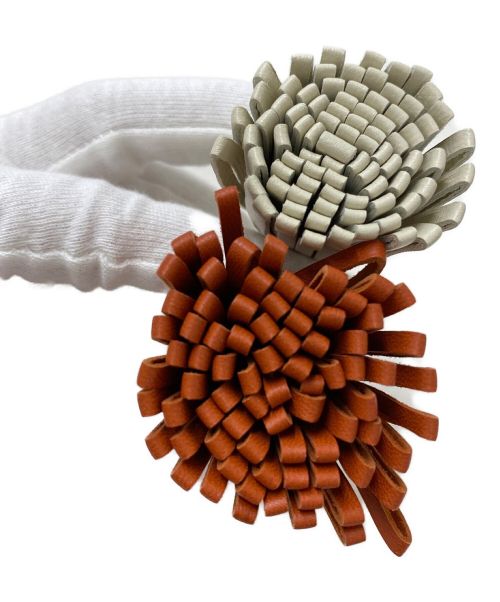 HERMES（エルメス）HERMES (エルメス) キーリング ブラウン×ホワイトの古着・服飾アイテム