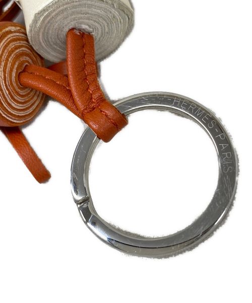 HERMES（エルメス）HERMES (エルメス) キーリング ブラウン×ホワイトの古着・服飾アイテム