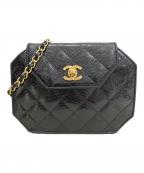 CHANELシャネル）の古着「ミニチェーンショルダーバッグ」｜ブラック×ゴールド
