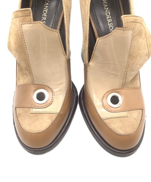 J.W.ANDERSON（ジェイダブリューアンダーソン）J.W.ANDERSON (ジェイダブリューアンダーソン) ヒールパンプス ベージュ サイズ:37の古着・服飾アイテム