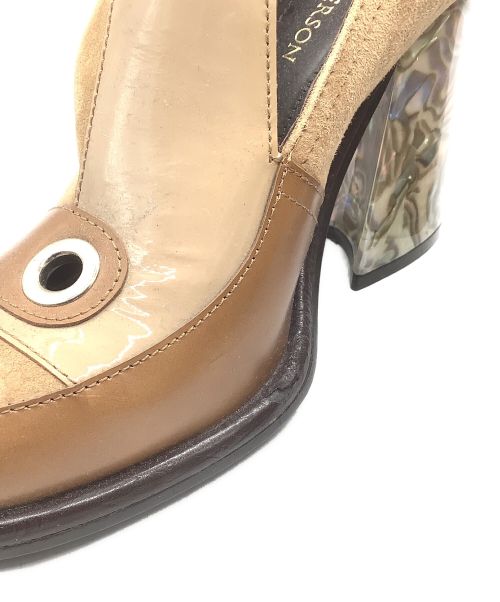 J.W.ANDERSON（ジェイダブリューアンダーソン）J.W.ANDERSON (ジェイダブリューアンダーソン) ヒールパンプス ベージュ サイズ:37の古着・服飾アイテム