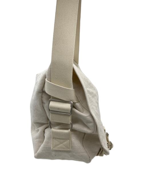 SLOW&CO（スロウアンドコー）SLOW&CO (スロウアンドコー) ショルダーバッグ アイボリーの古着・服飾アイテム