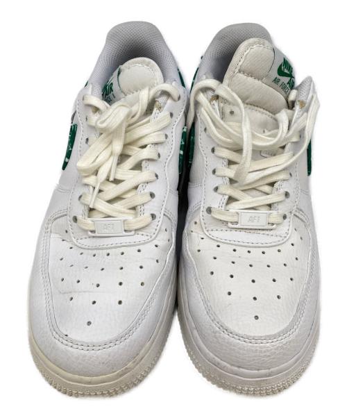NIKE（ナイキ）NIKE (ナイキ) ローカットスニーカー ホワイト×グリーン サイズ:24の古着・服飾アイテム