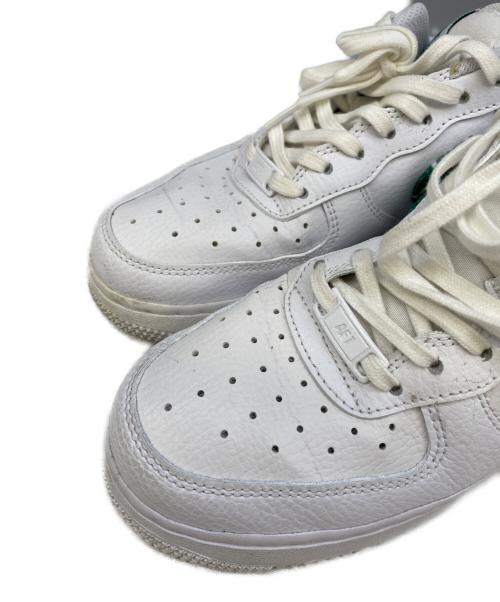 NIKE（ナイキ）NIKE (ナイキ) ローカットスニーカー ホワイト×グリーン サイズ:24の古着・服飾アイテム