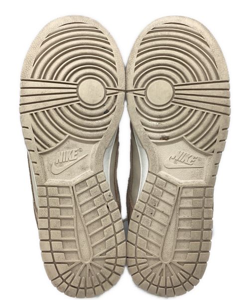 NIKE（ナイキ）NIKE (ナイキ) ローカットスニーカー ホワイト×ライトブラウン サイズ:27.5の古着・服飾アイテム