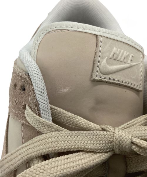 NIKE（ナイキ）NIKE (ナイキ) ローカットスニーカー ホワイト×ライトブラウン サイズ:27.5の古着・服飾アイテム