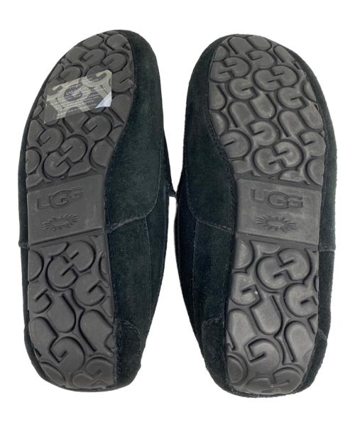 UGG（アグ）UGG (アグ) モカシンシューズ ブラック サイズ:27の古着・服飾アイテム