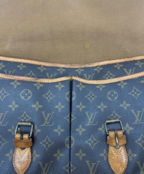 LOUIS VUITTON（ルイ ヴィトン）LOUIS VUITTON (ルイ ヴィトン) ショルダーバッグの古着・服飾アイテム