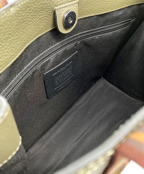 COACH（コーチ）COACH (コーチ) ラージ スミス トート オリーブ×ブラウンの古着・服飾アイテム