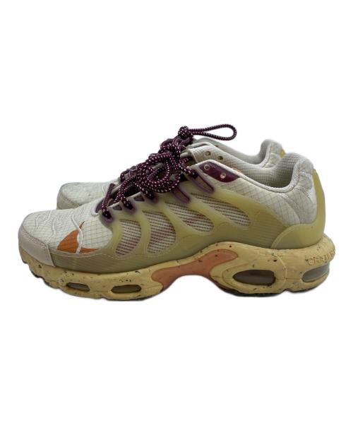 NIKE（ナイキ）NIKE (ナイキ) スニーカー ベージュ サイズ:25.5cmの古着・服飾アイテム