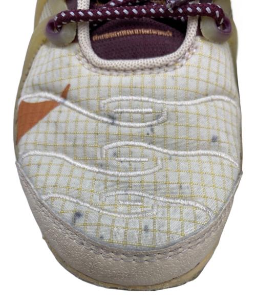 NIKE（ナイキ）NIKE (ナイキ) スニーカー ベージュ サイズ:25.5cmの古着・服飾アイテム